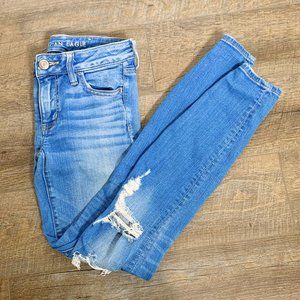 American Eagle Light Wash Distressed Jean Jeggings